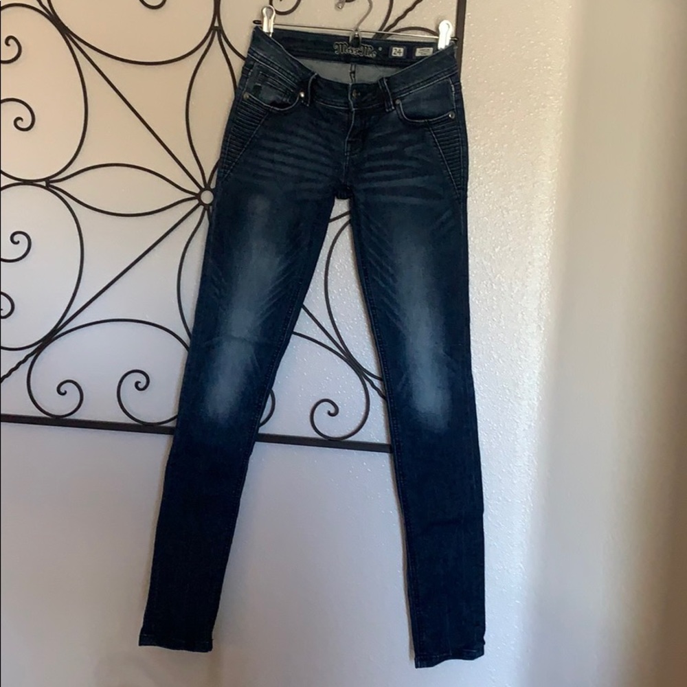 Miss Me skinny jeans